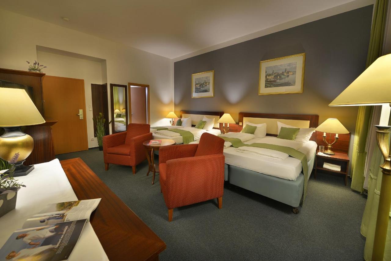 Hotel Prague Season Three Stars Exterior foto